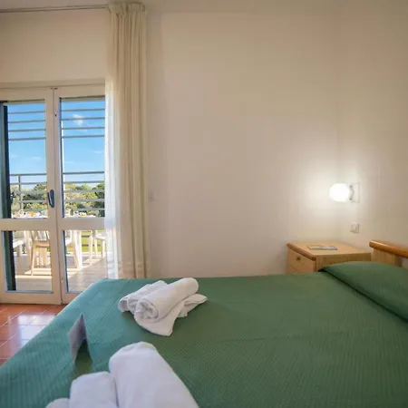 Riva Di Paradiso * Otranto